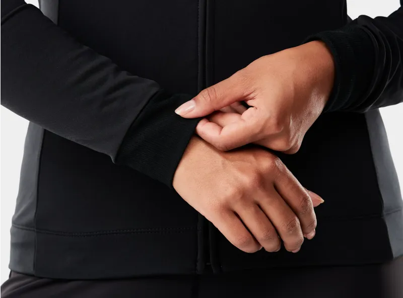 Trek Circuit Women's Thermal Long Sleeve Cycling Jersey in Black-4